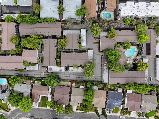 1036 Oak Grove Rd 81, Concord, CA 94518