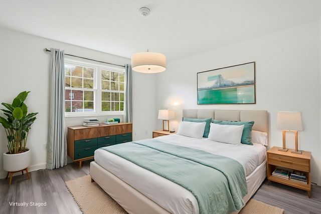10 Kingswood Dr 13, Abington, MA 02351