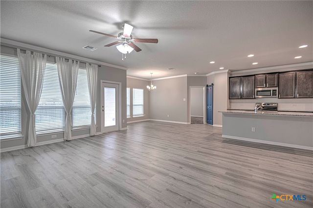 912 Wyndcrest Drive, Temple, TX 76502