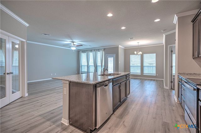 912 Wyndcrest Drive, Temple, TX 76502