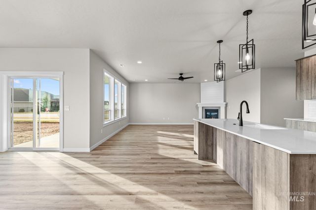 4157 E Rincon Dr, Meridian, ID 83642