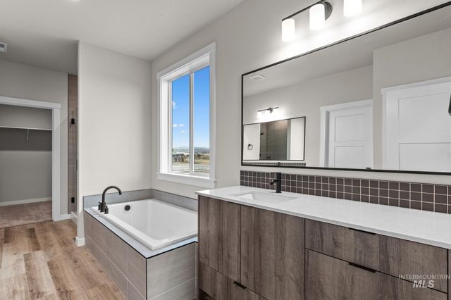 4157 E Rincon Dr, Meridian, ID 83642