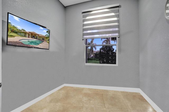 12360 NW 18th Street, Plantation, FL 33323