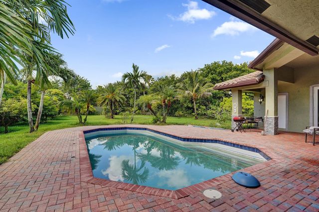12360 NW 18th Street, Plantation, FL 33323