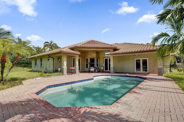 12360 NW 18th Street, Plantation, FL 33323