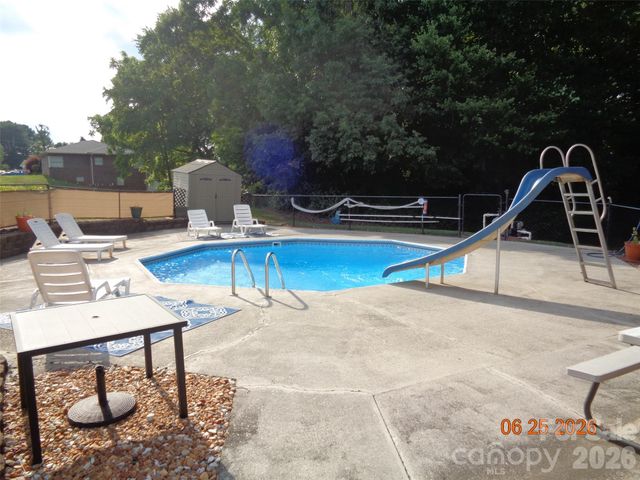 1702 Cajah Mountain Road, Hudson, NC 28638