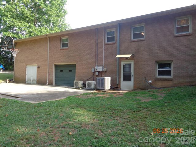 1702 Cajah Mountain Road, Hudson, NC 28638