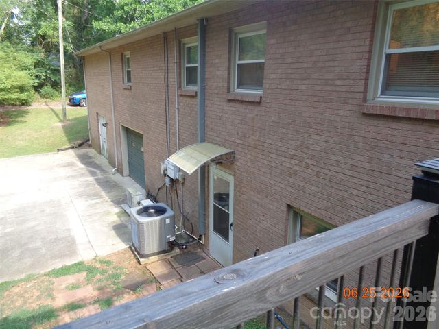 1702 Cajah Mountain Road, Hudson, NC 28638