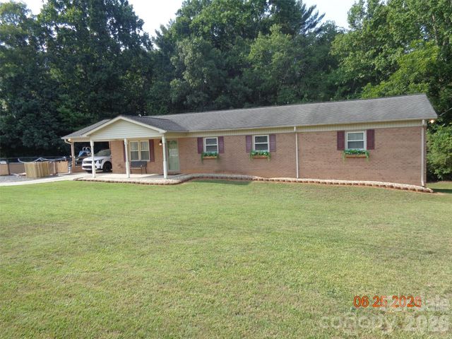 1702 Cajah Mountain Road, Hudson, NC 28638