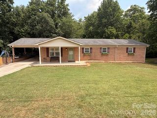 1702 Cajah Mountain Road, Hudson, NC 28638