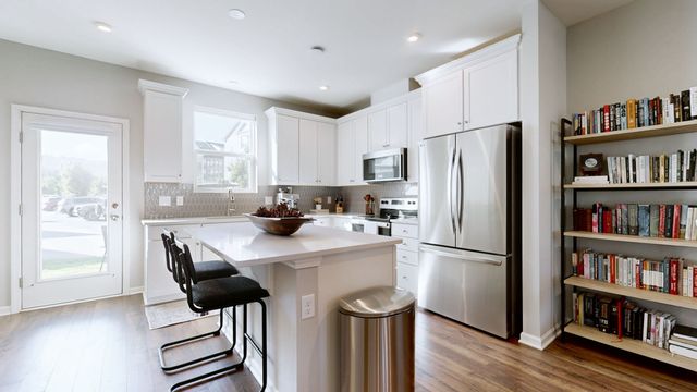 615 Old Hickory Blvd Apt 604, Nashville, TN 37209