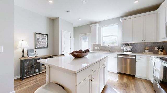 615 Old Hickory Blvd Apt 604, Nashville, TN 37209