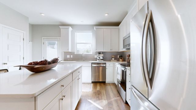 615 Old Hickory Blvd Apt 604, Nashville, TN 37209
