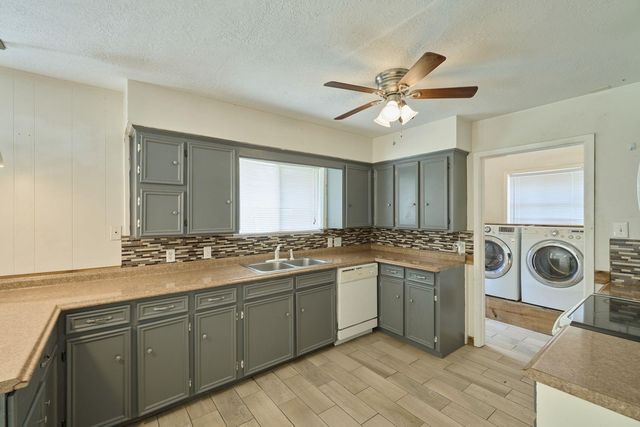 1815 Live Oak Drive, Conroe, TX 77301