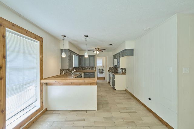 1815 Live Oak Drive, Conroe, TX 77301