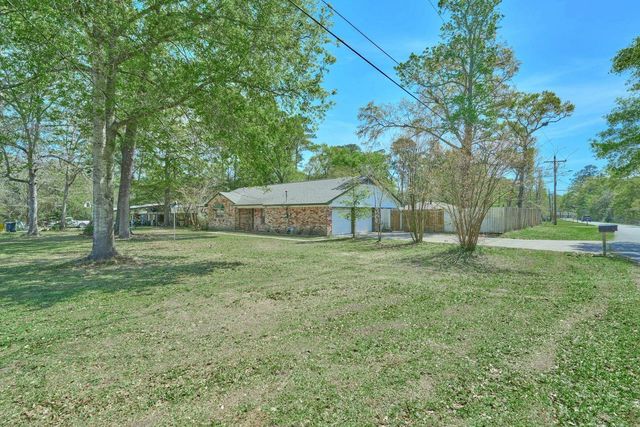 1815 Live Oak Drive, Conroe, TX 77301