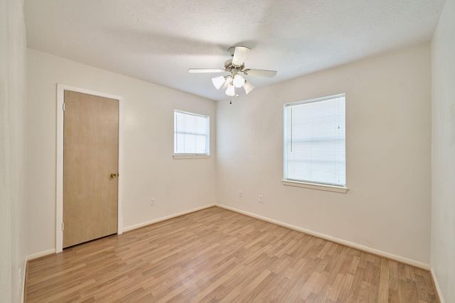 1815 Live Oak Drive, Conroe, TX 77301