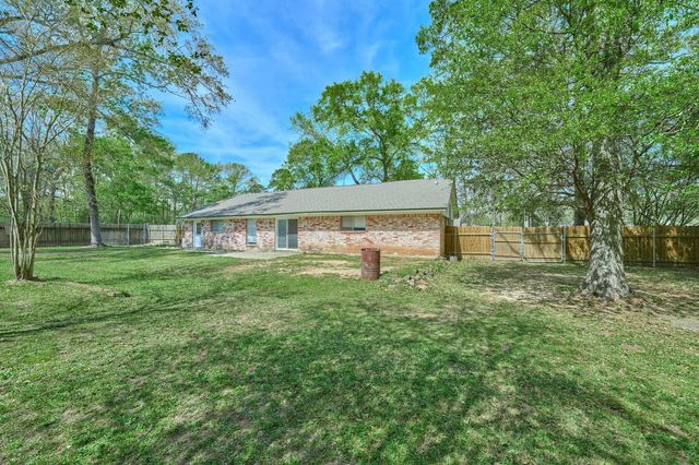 1815 Live Oak Drive, Conroe, TX 77301