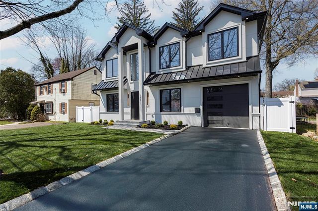 395 Hickory Avenue, Paramus, NJ 07652