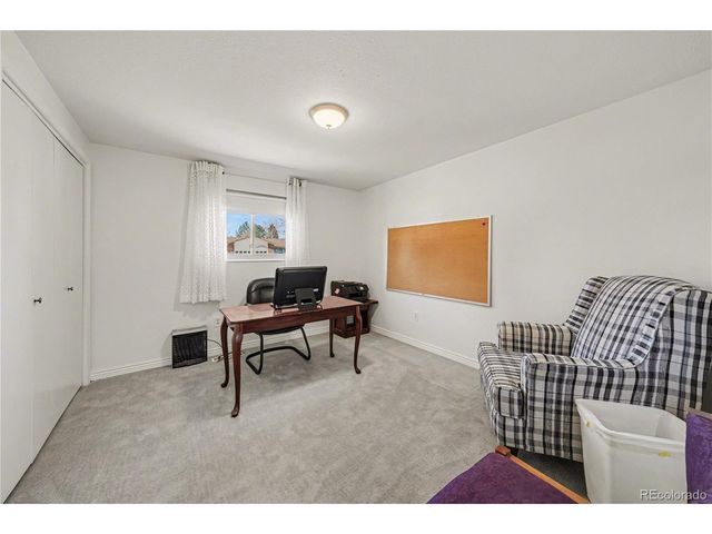 2640 Glendevey Dr, Loveland, CO 80538