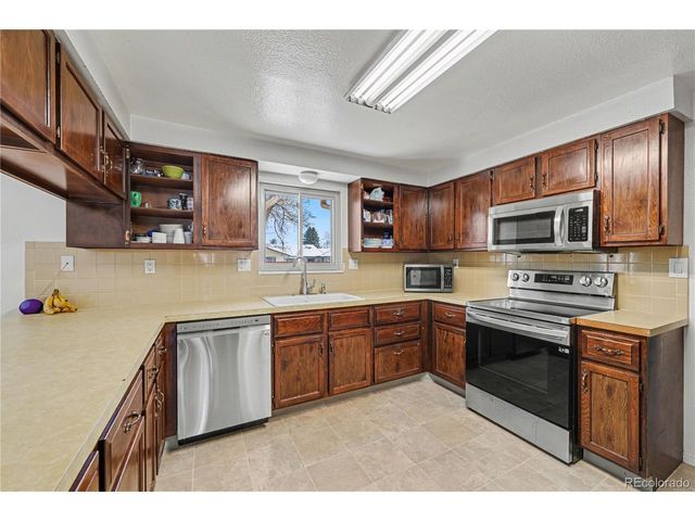 2640 Glendevey Dr, Loveland, CO 80538