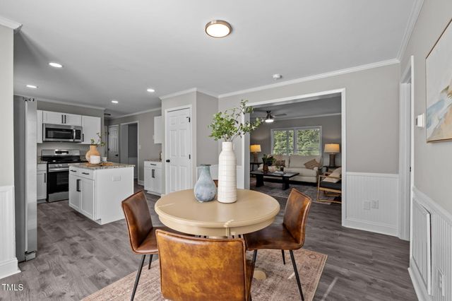 3015 Nc 86, Hillsborough, NC 27278