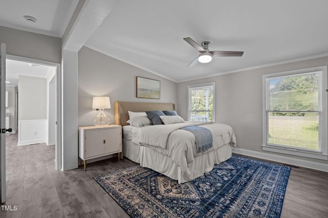 3015 Nc 86, Hillsborough, NC 27278