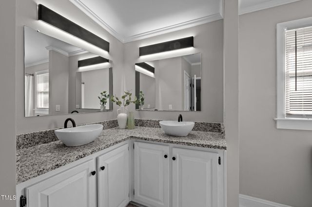 3015 Nc 86, Hillsborough, NC 27278