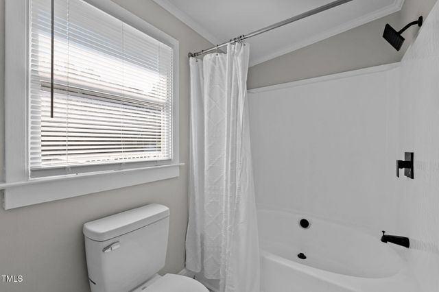 3015 Nc 86, Hillsborough, NC 27278