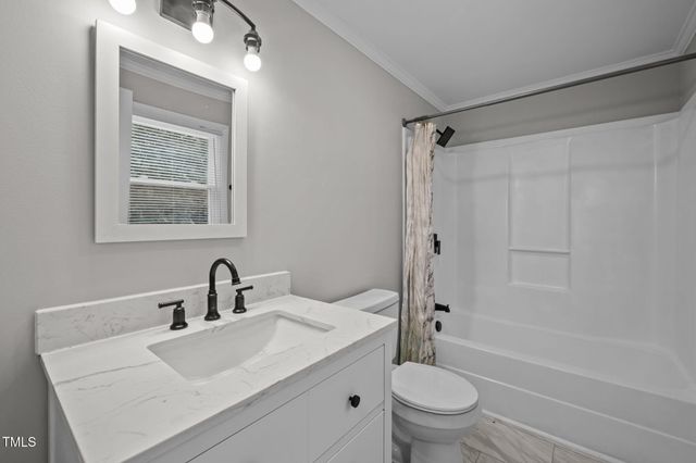 3015 Nc 86, Hillsborough, NC 27278