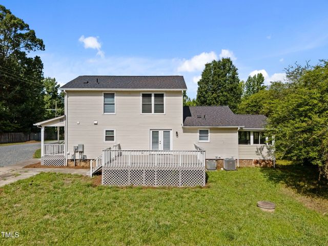 3015 Nc 86, Hillsborough, NC 27278