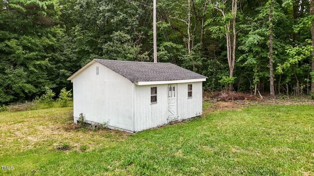 3015 Nc 86, Hillsborough, NC 27278