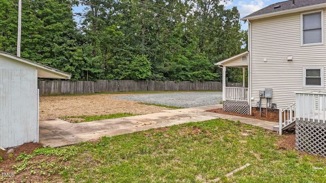 3015 Nc 86, Hillsborough, NC 27278