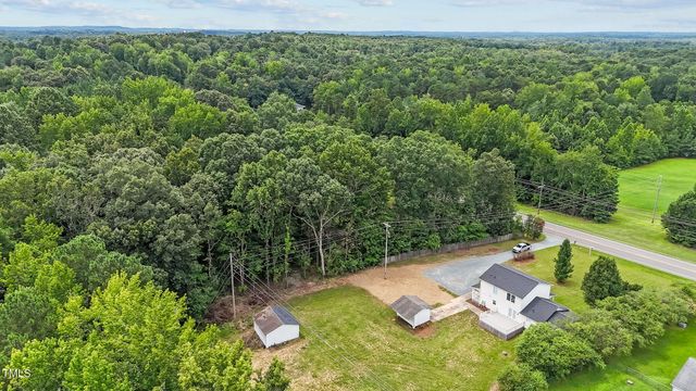 3015 Nc 86, Hillsborough, NC 27278