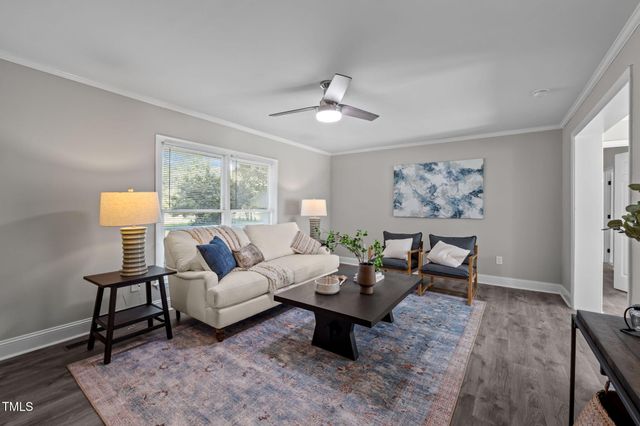 3015 Nc 86, Hillsborough, NC 27278