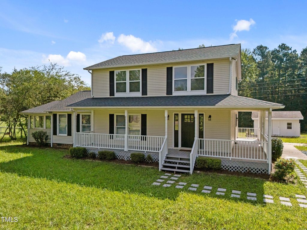 3015 Nc 86, Hillsborough, NC 27278