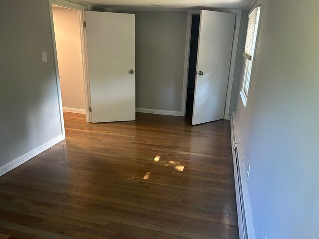 8 Kessell St, Grafton, MA 01519
