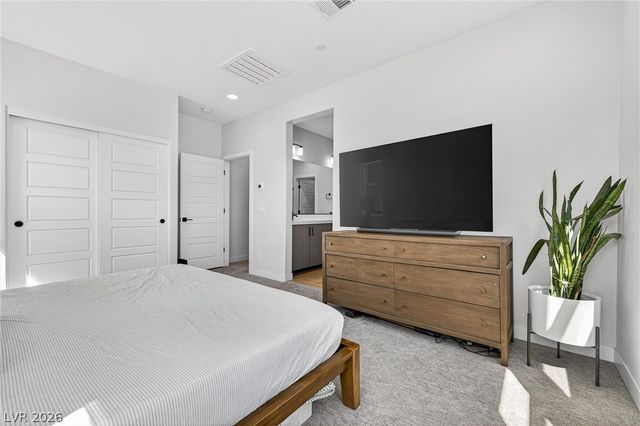 1782 Sparrow Song Court, Las Vegas, NV 89138