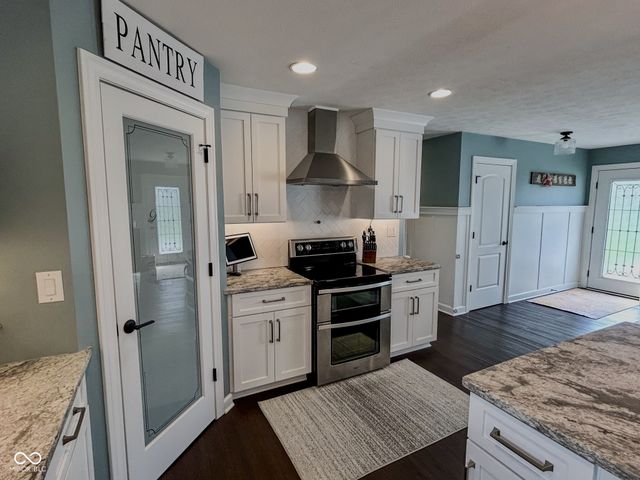 8310 E County Road 725 N, Brownsburg, IN 46112