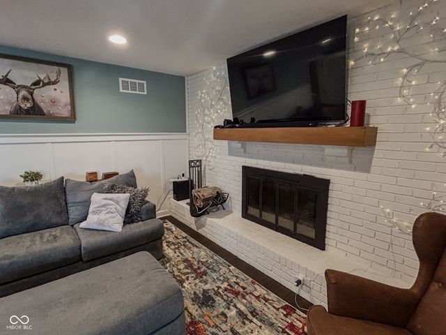 8310 E County Road 725 N, Brownsburg, IN 46112