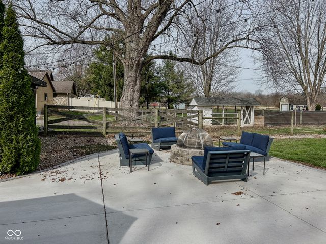 8310 E County Road 725 N, Brownsburg, IN 46112