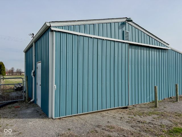 8310 E County Road 725 N, Brownsburg, IN 46112