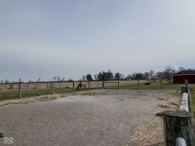 8310 E County Road 725 N, Brownsburg, IN 46112