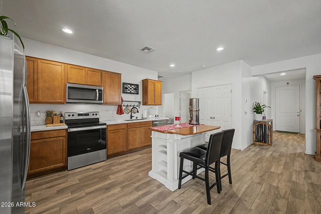 17581 W VILLA CHULA Lane, Surprise, AZ 85387