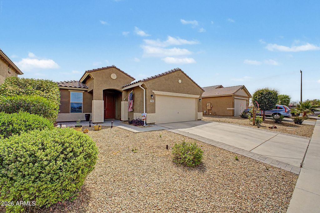 17581 W VILLA CHULA Lane, Surprise, AZ 85387 — photo 2