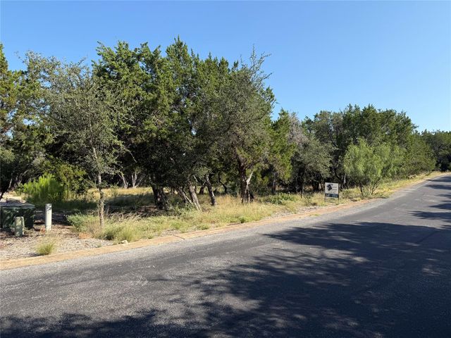 7306 Admirals Park DR, Jonestown, TX 78645