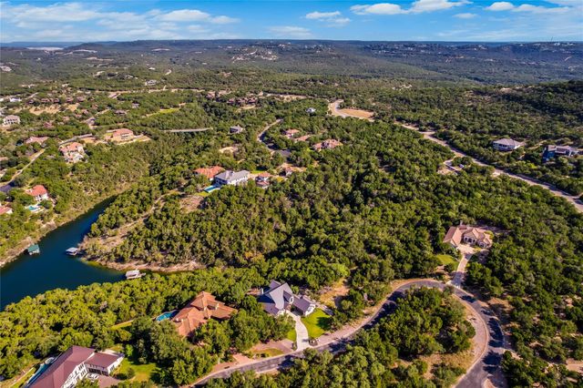 7306 Admirals Park DR, Jonestown, TX 78645
