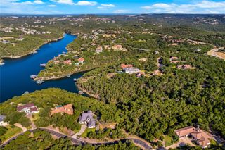 7306 Admirals Park DR, Jonestown, TX 78645