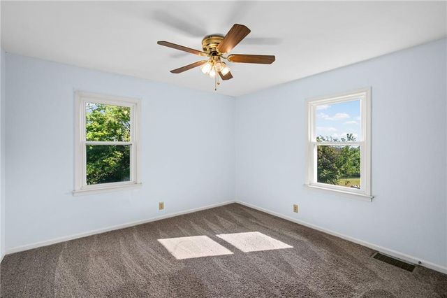 11713 HILLS Lane, Kearney, MO 64060