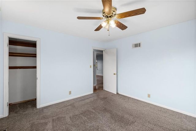 11713 HILLS Lane, Kearney, MO 64060